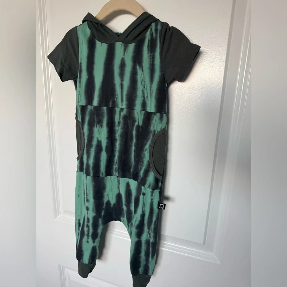 RAGS To Raches Baby Boy 12-18M Tie Dye Romper